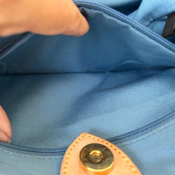 Dooney & Bourke Purple Logo Shoulder Bag with Leather Accents and Pink Heart - Picture 5 of 16